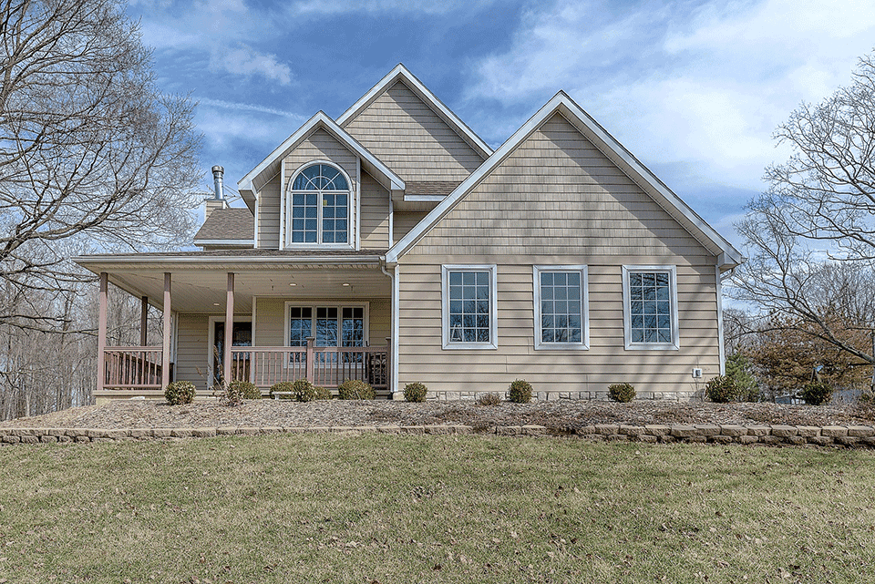 Explore some of the best neighborhoods to raise a family in Spartanburg, SC. Great public schools, low crime, and family friendly amenities.