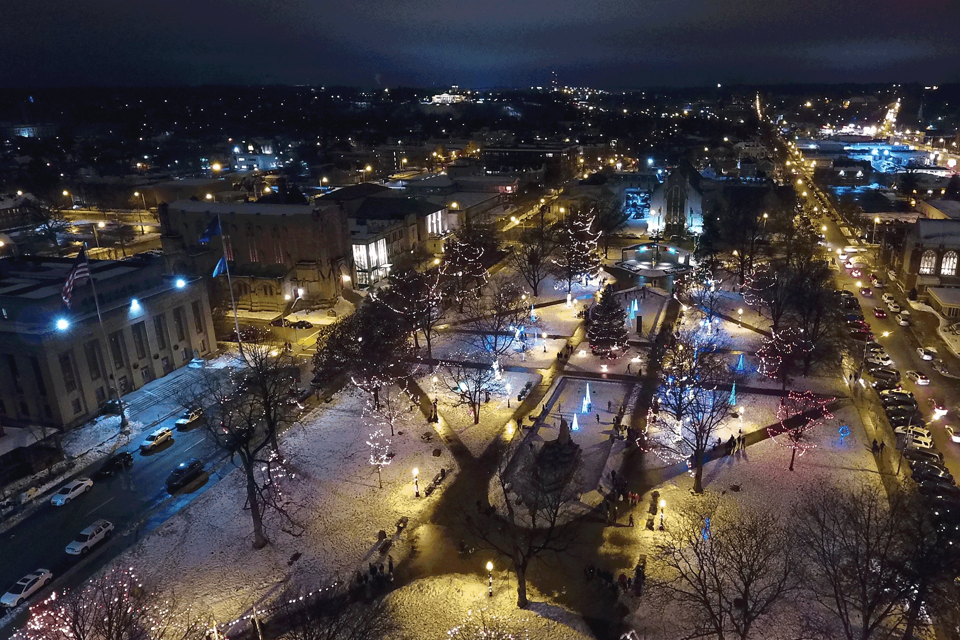 Explore some of the best neighborhoods to raise a family in Kalamazoo, MI. Great public schools, low crime, and family friendly amenities.