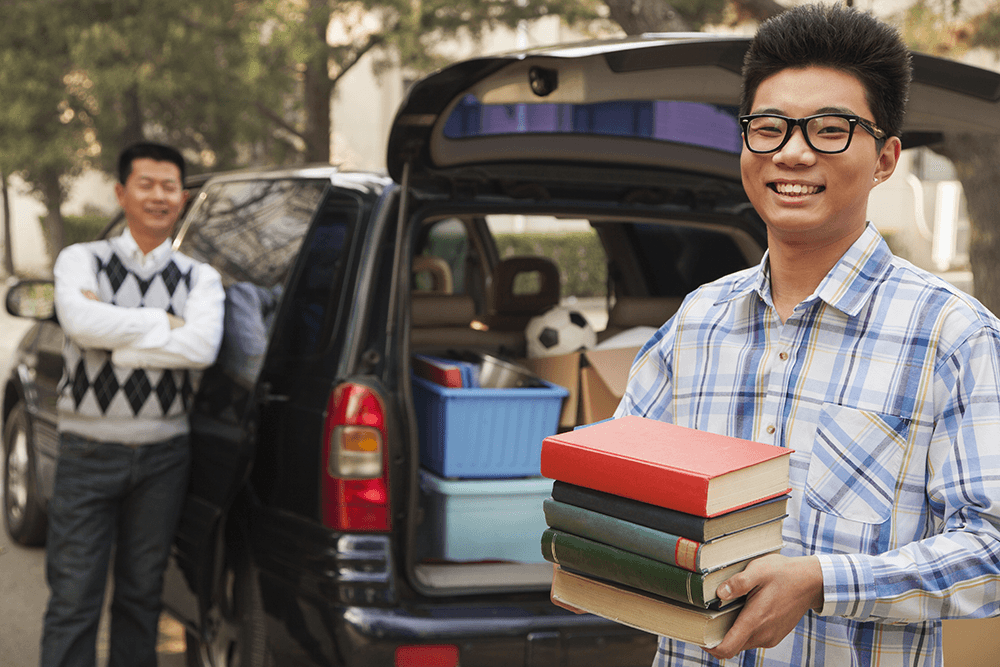 Summer is here, and it's time to move out of the dorms again! You can find some great summer storage options for your stuff. Here's what you need to know about your summer storage options and how they can help make your college life that much better.