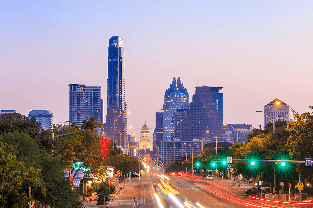Texas offers vast landscapes, a thriving economy, and rich culture, but living there includes balancing its advantages with challenges like weather and cost.