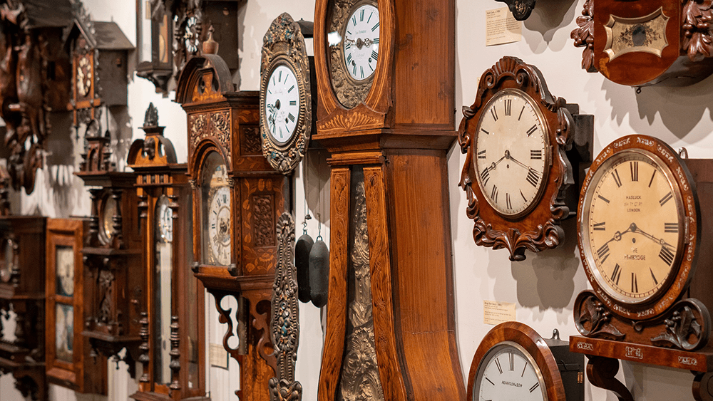 Storing a grandfather clock is a complicated and delicate process. This guide will show you how to store and move a grandfather clock so that it reaches your next destination safely.
